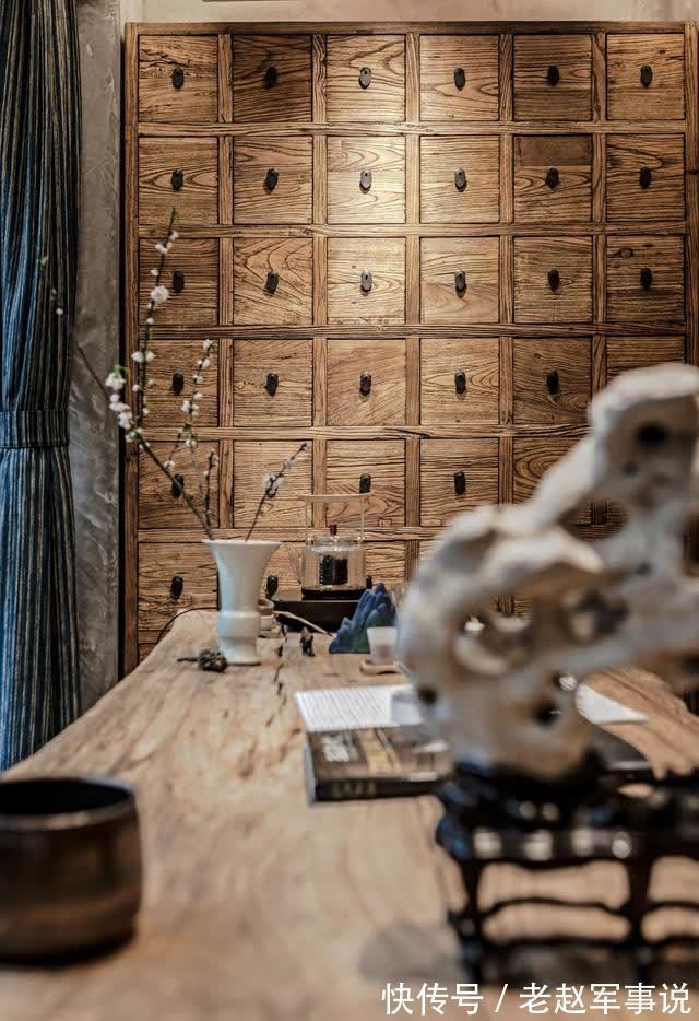 空间|不顾妻子反对，他坚持买1层楼房，128㎡赠送60㎡庭院，装修后太美