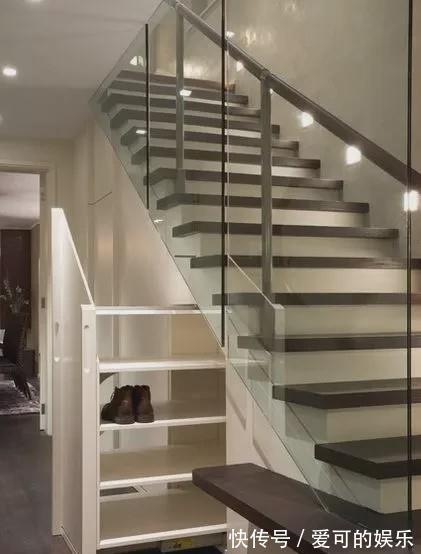 楼梯|邻居家的楼梯只做一半,完工居然多出一个储物间,厉害了!