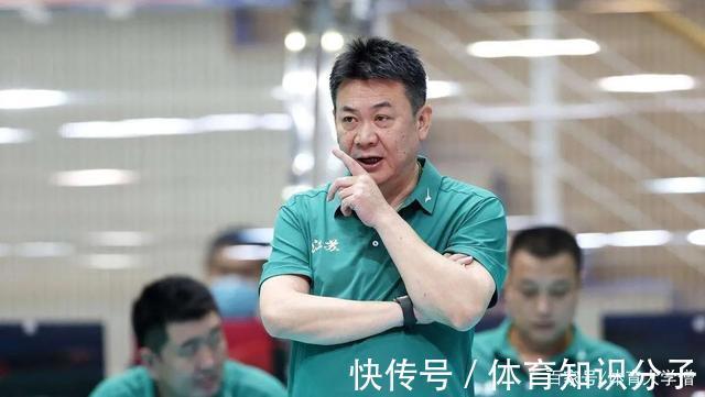 世界冠军|41年10座冠军,13任教练,只有5名金牌教头,中国女排主帅不好当