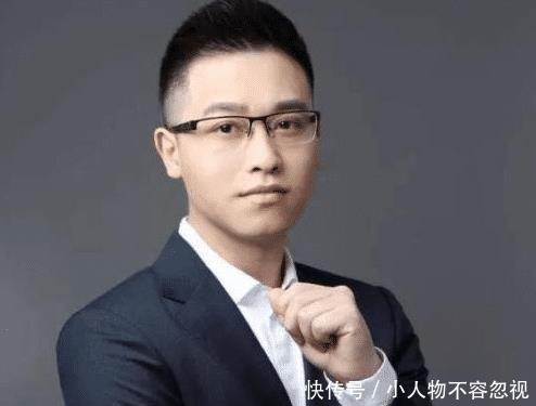 比天蚕土豆还“套路”的作家男主不到最后一刻,绝不出场!