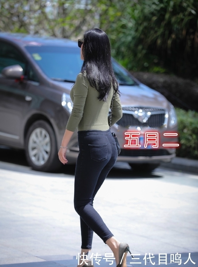 美女|街拍那些只要看背影就知道是美女的小姐姐