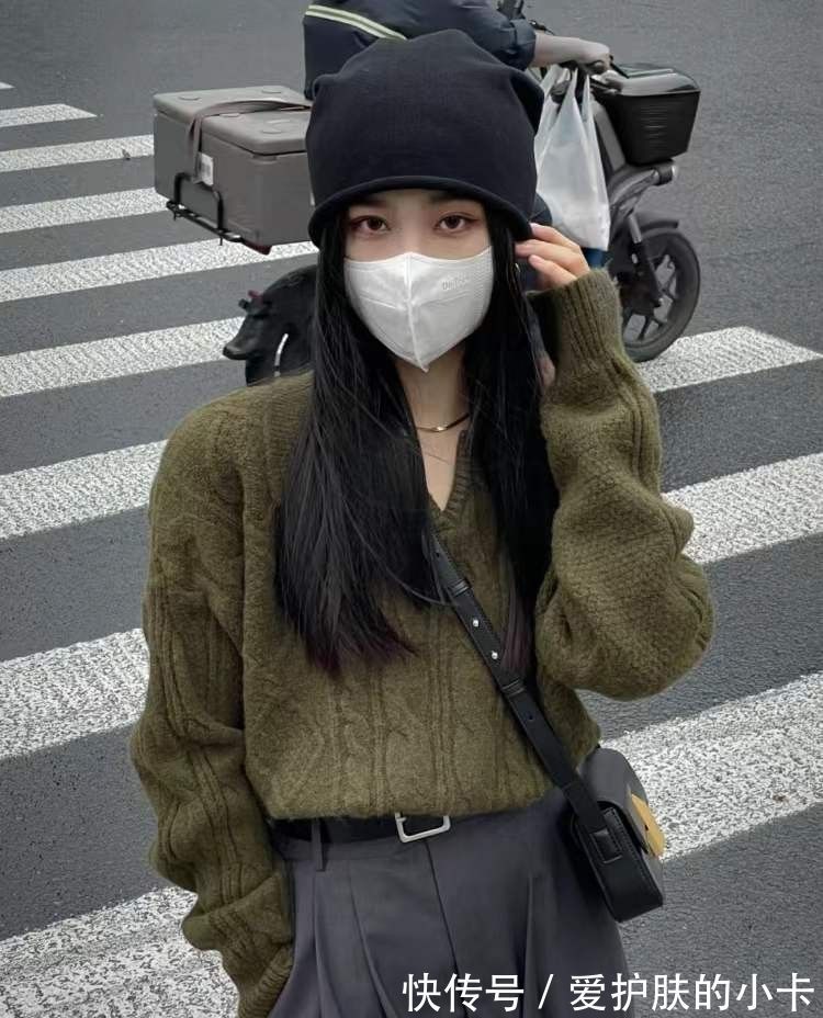 穿搭|别再说冷帽丑了!明明是冬天必备的保暖佳品,搭配衣服时尚感很强