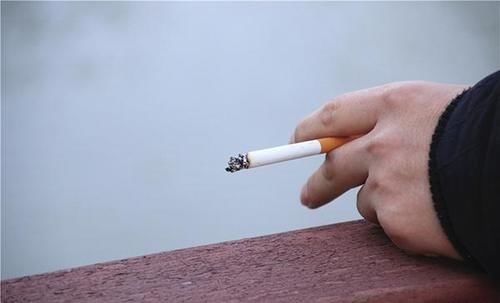 人一天最多能承受几根香烟？专家：只要不超过这个数，还算安全