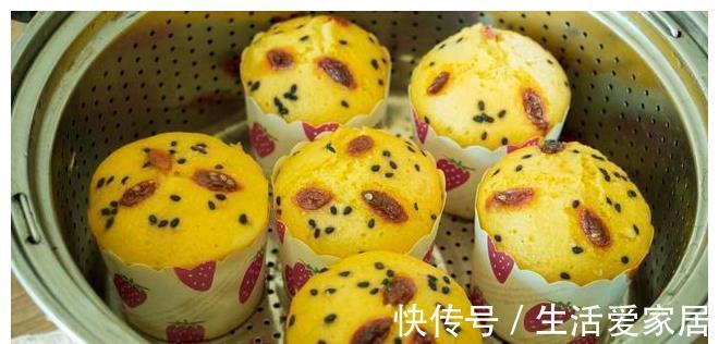 好吃|教你做玉米面发糕，简单搅一搅就上锅，做法零失败，比蛋糕还好吃