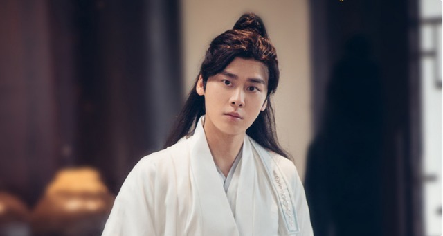 趙又廷|《贏家》3個(gè)細(xì)節(jié)被夸，還發(fā)現(xiàn)趙又廷、李易峰、關(guān)曉彤的另外一面