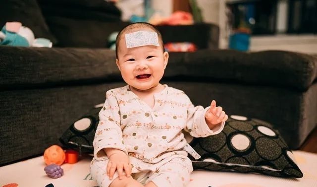 小云|八个月宝宝发育迟缓,原因是添加辅食不当惹的祸,家长要引起注意