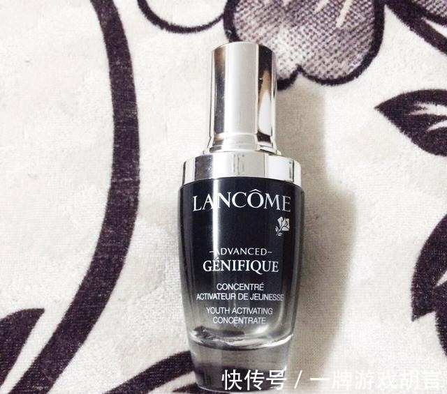 护肤品 盘点那些年被我无限回购的护肤品!