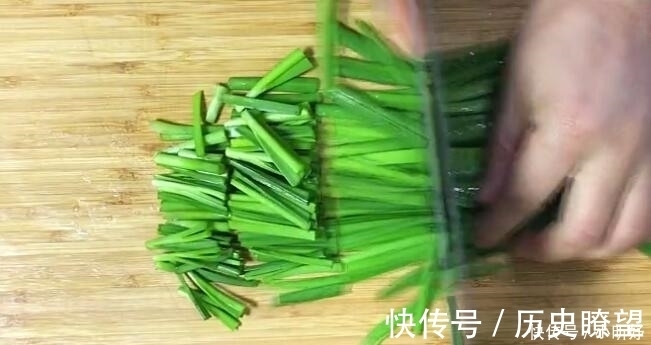 营养|一道素鲜三丝,鲜嫩爽口,补钙清淡又有营养,特别解腻好吃