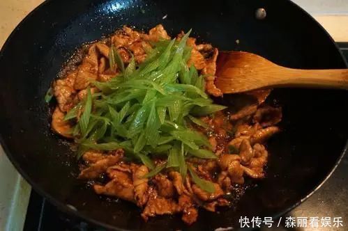  谨记|不论炒什么肉，都别放淀粉去腌，谨记“这3点”，肉嫩味鲜