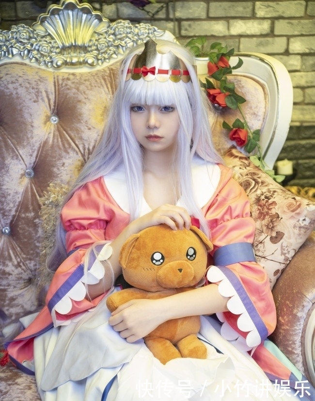 在魔王城说晚安——栖夜莉丝公主 cosplay