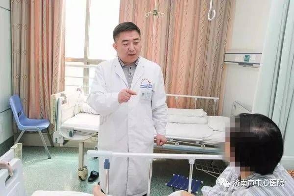 钙化性肌腱炎|小切口解决大问题，“肩”熬镜后即刻消失