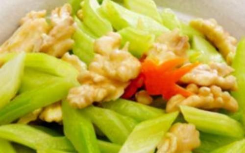 美容养颜|女人过了30岁，立秋之前多吃3种食物，美容养颜，补血益气身材棒