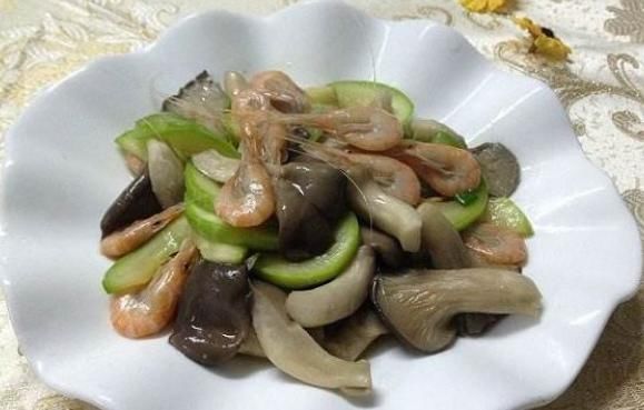 肝脏不好，几种蔬菜买点吃，肝癌绕道走，避开肝硬化和肝炎！