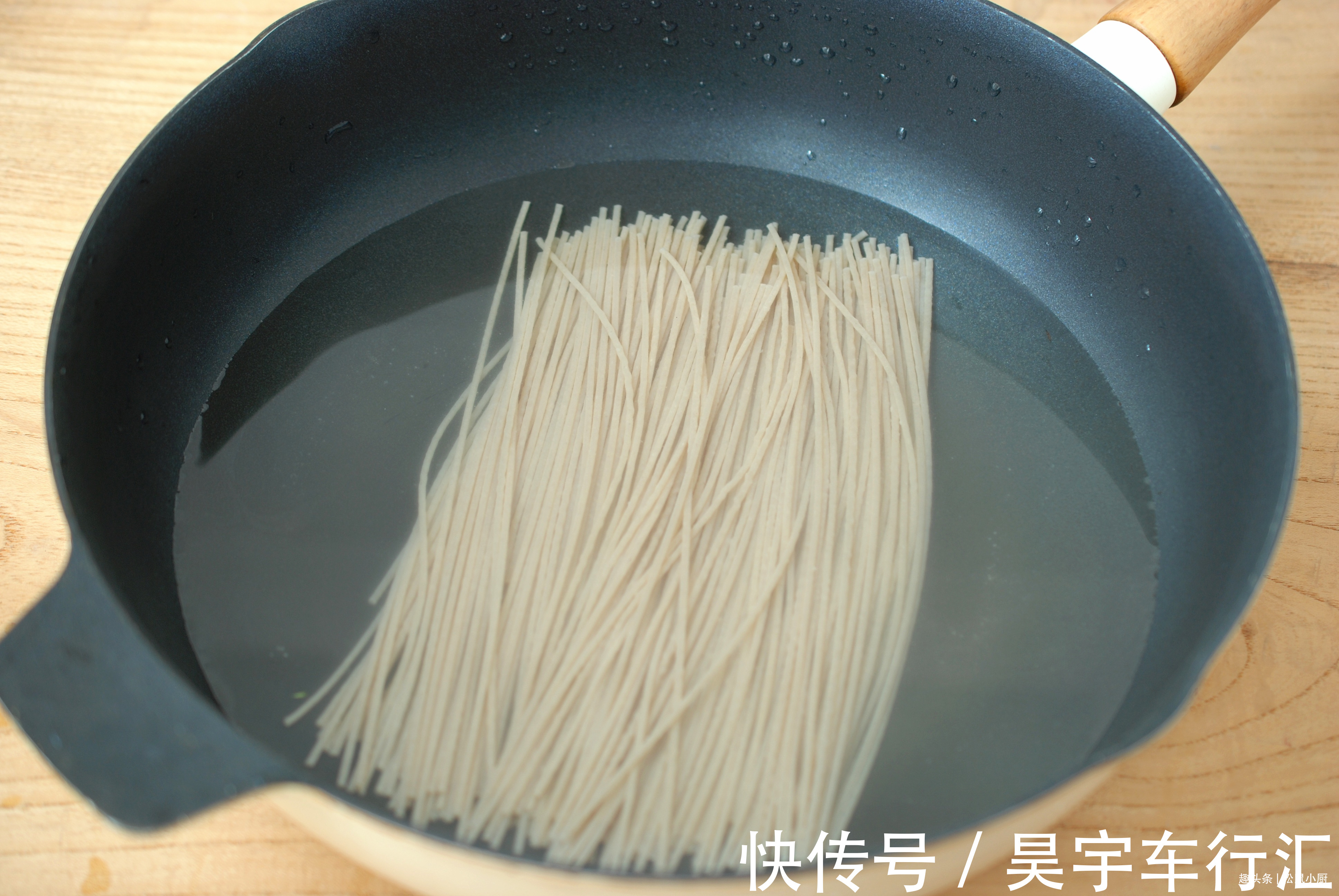 小番茄|我就是经常这么吃着瘦下来的,简单拌一拌,低卡低脂营养又美味