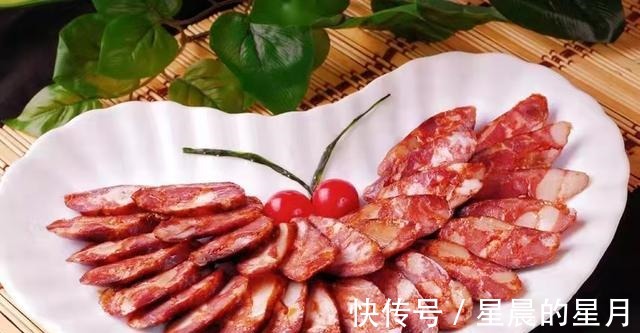 牢记这个加盐比例,不管灌啥口味的香肠都鲜香好吃,还耐放不发霉!