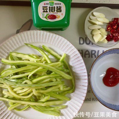 水淀粉|酱爆西葫芦就要这样做，10分钟学会，赶快收藏吧