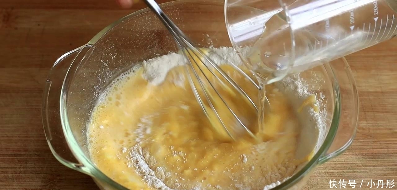 面粉最解馋的做法, 10分钟搞定早餐, 我家一周吃4次, 家人百吃不腻