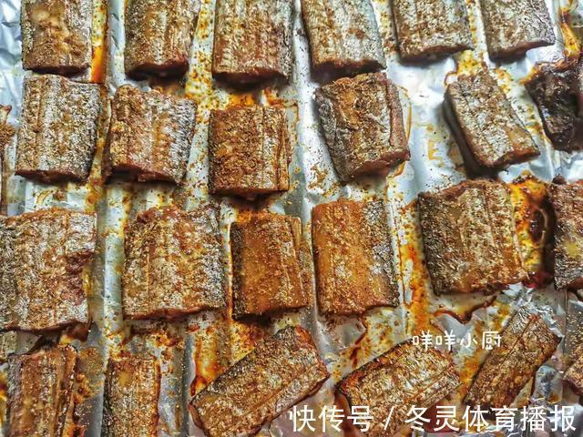 带鱼的懒人做法，低卡少油又补脑，外酥里嫩巨好吃，给孩子做一做