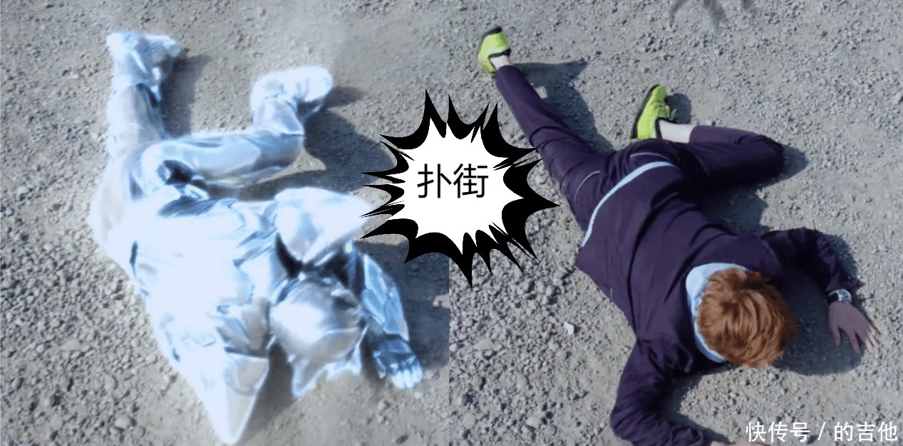 姿势|假面骑士亚克零上演“意念杀”,一手捏死金蝗,虾饺扑街姿势喜感!