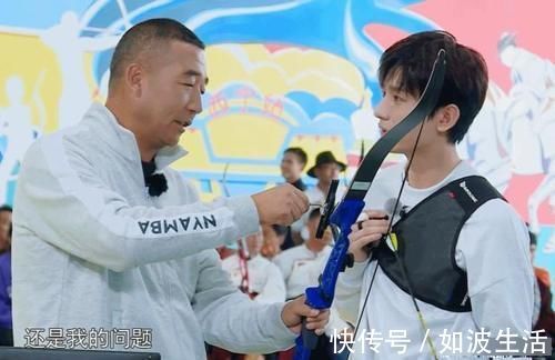 奔跑吧|论《奔跑吧》成毅带给我们的笑点,这脑子怕不是落横店了?