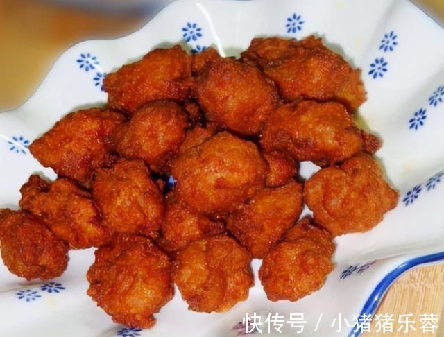 炸丸子|炸肉丸怎样做外酥里嫩？牢记“2放2不放”，肉丸香又脆，不发硬