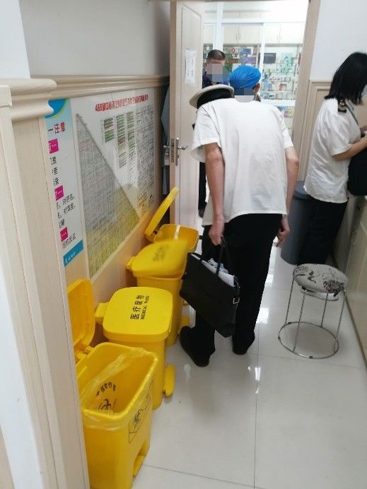 头孢曲松钠|杭州一诊所被罚,护士竟然拿用过的针头……网友怒了!