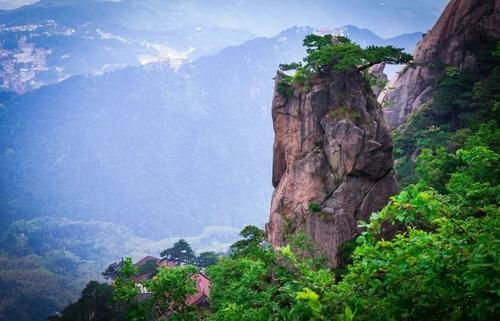 河南有座低调的山，蕴藏无数神话传说，夏季雨后景色更加迷人！