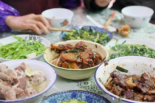 羊肉|小长假最后一天,去婆婆家吃饭,满满一桌菜瞬间有过年的感觉