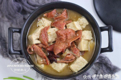 牛盘肠|豆腐和此食材真是天生一对,炖着吃最香,每次炖一锅,汤都不剩