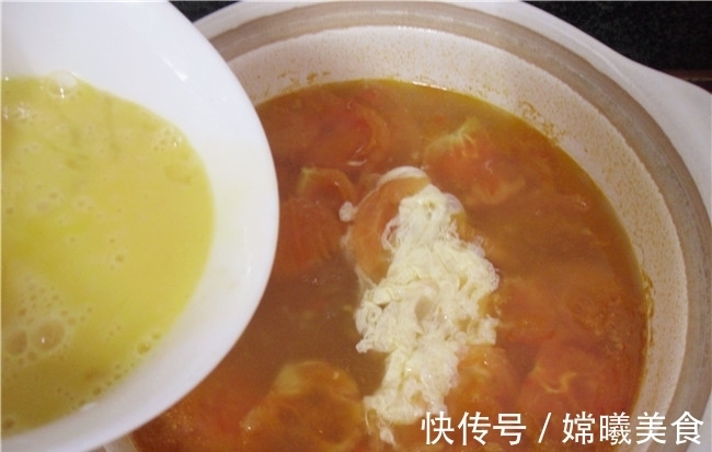 鸡蛋此做法，营养全面吃不胖，口感蓬松嫩滑，像云朵一样漂亮