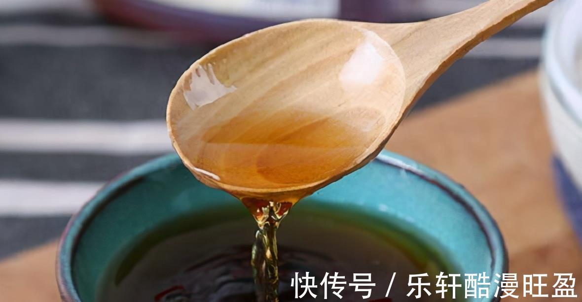 动物性|不管炖什么骨头汤，记住“3步骤2不放”，汤白味鲜，关键还不腥