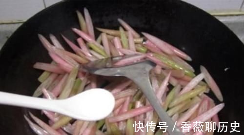秋天,宁可少吃猪肉,也要多吃它,每天炒一盘,清肠刮油,肠道也通畅了
