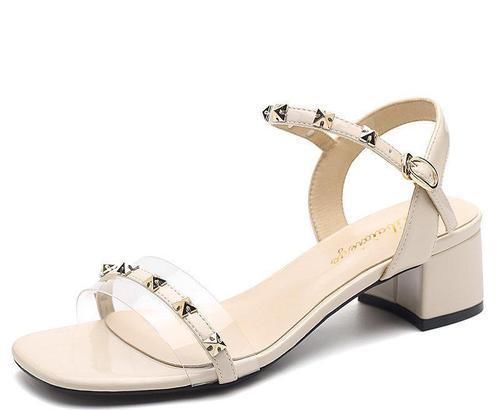 腿型 想要有漂亮的腿型,一双高跟鞋!就能将你的比例拉长