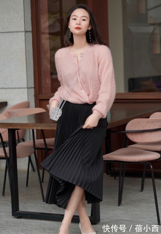 高领衫 春季最火搭法还是“针织衫+半身裙”,不挑人又chic,穿出好气质