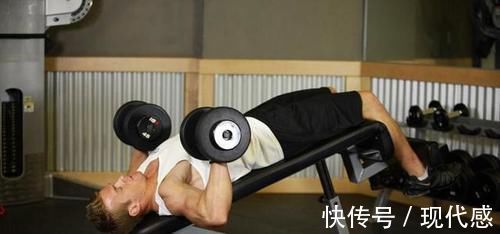 背部|练背顺序太混乱,背部肌肉就练不好,如何安排背部训练计划?