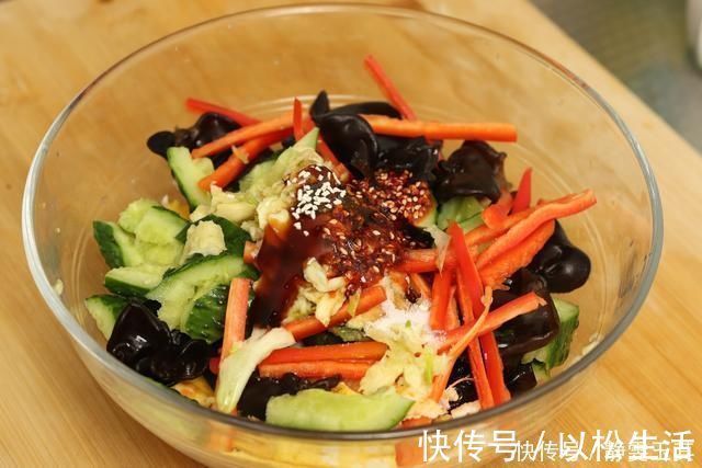 做法|鸡蛋不要炒着吃了，大厨教你不外传的做法，比大鱼大肉受欢迎