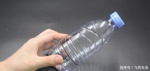 厨房|你家有废旧的塑料瓶吗?这个用途太棒了,花钱都买不到,涨知识了