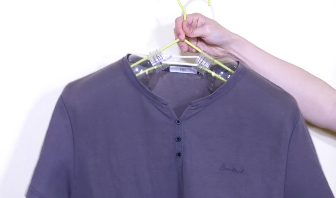 晒毛衣正确的几种挂法，毛衣不变形不起包，简单实用