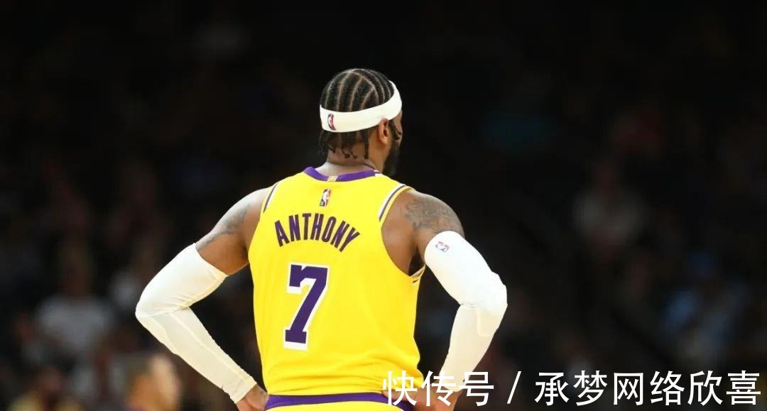 尼克斯队|从8岁到37岁，篮球对于安东尼从来都不容易