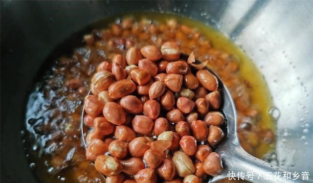 推荐一道年夜饭下酒菜，喝酒人的最爱，越吃越香，百吃不腻