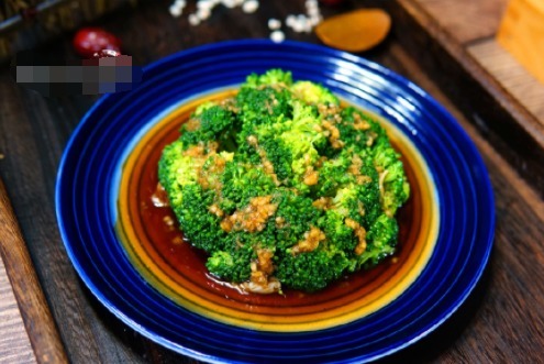 西兰花好吃又好看的做法,这1个步骤不能少,上桌就抢着吃!