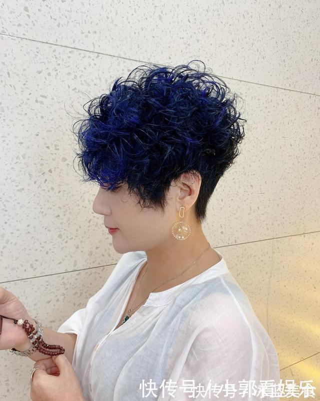 女性|新时尚短发20款,蓬松立体颜值高,最适合这三种人,有你吗