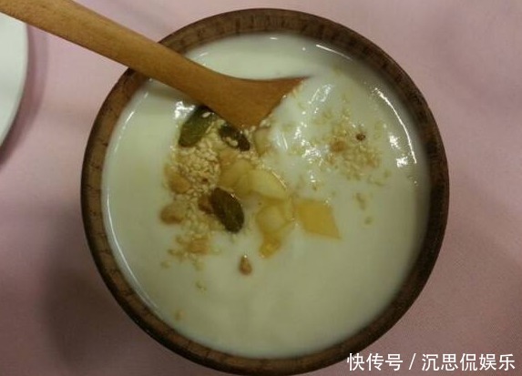 小孩|有4种健康“零食”常让小孩吃,不仅能促进大脑发育,还有利长高