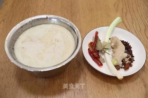 红烧牛肉面：面条筋道，汤香肉嫩，自己在家做超实惠
