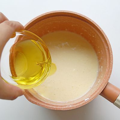 草莓粉|粉红脆皮月饼