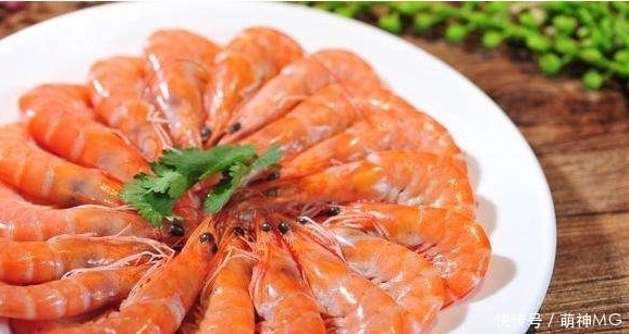 煮海虾,直接用清水煮是不对的!多加这2步,鲜香入味没腥味