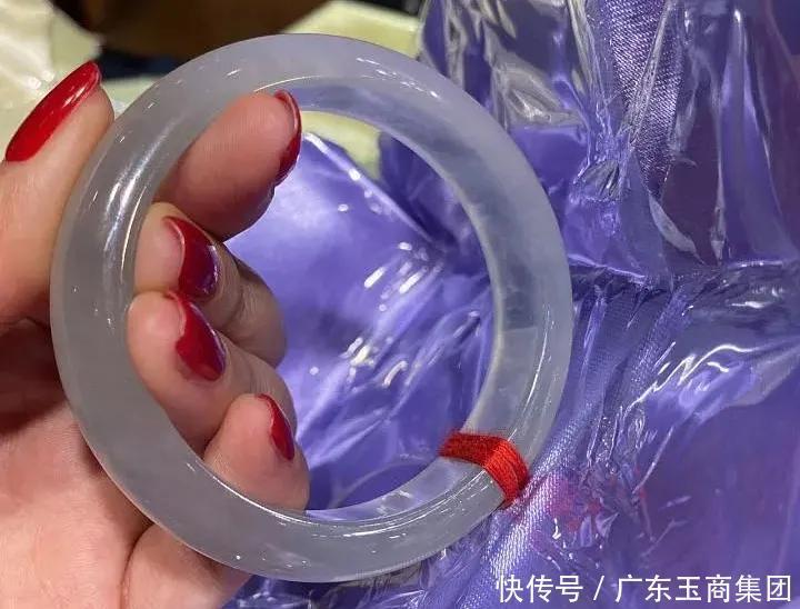 奢侈品|展会级别的翡翠长什么样,开眼!