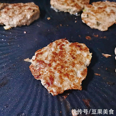 #精致一人食#萝卜丝肉饼
