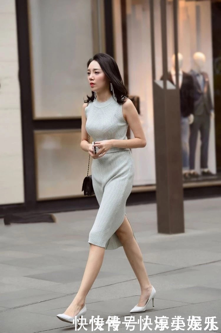 街拍那些穿裙子的小姐姐,审美一个比一个奇葩