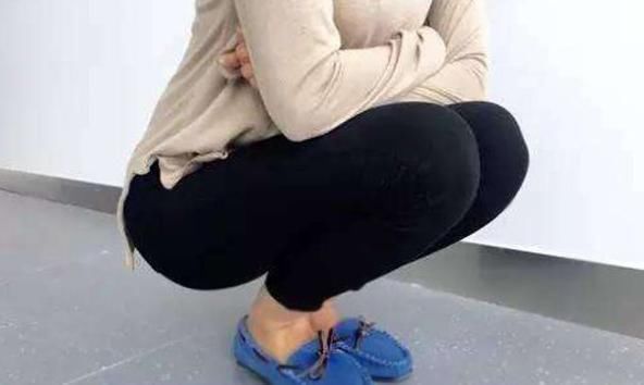 臀部|女人的下半身决定自己的下半身,若出现3大异常,衰老已近身